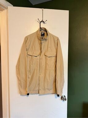 Nike men’s Woven Military M65 Full Zip Jacket Sand CZ9922-224